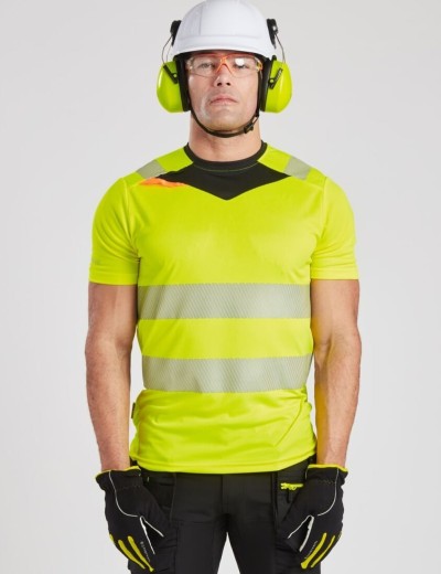 Portwest DX413 breathable hi-vis t-shirt | Balticworkwear.com