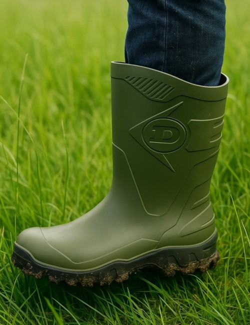 Dunlop Dee men's short wellington boots