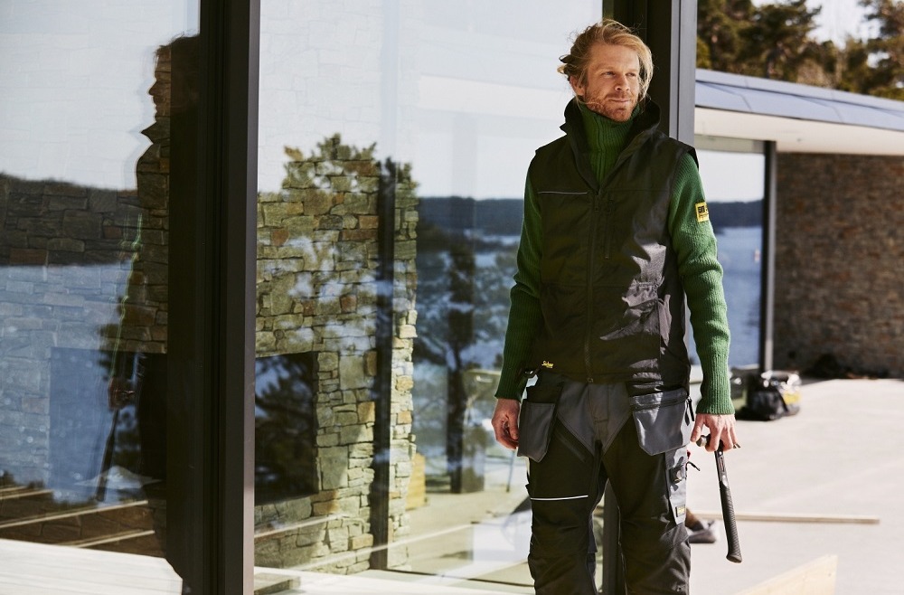 Co ubrać do pracy wiosną?